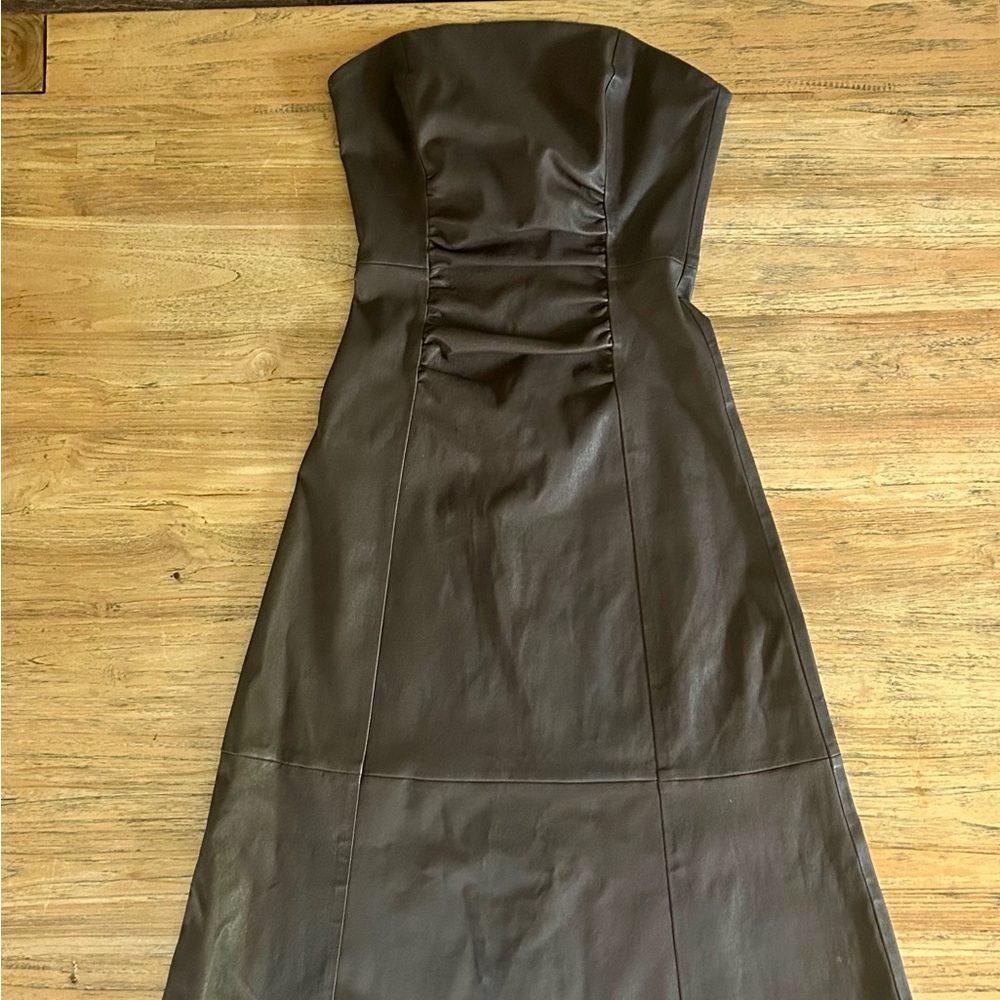 Elegant Brown Strapless Dub-Leather Dress